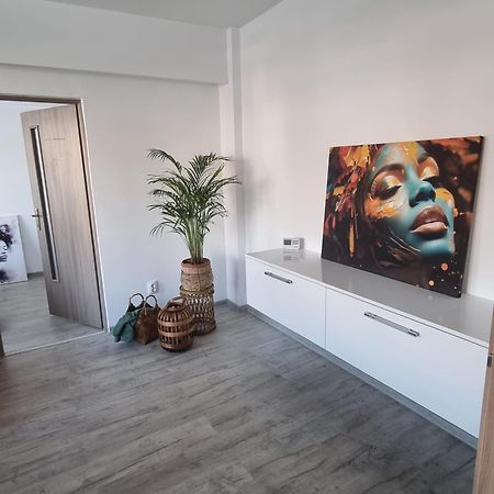 דבה Central View Apartment מראה חיצוני תמונה